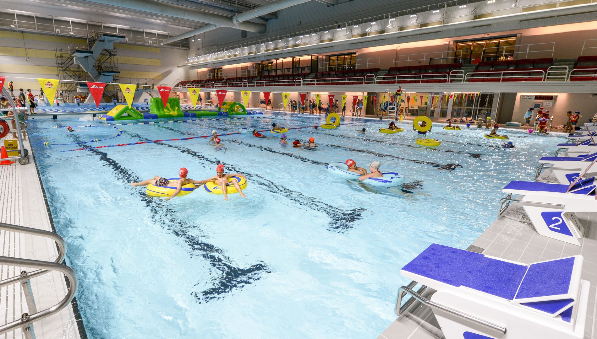 Piscine intérieure